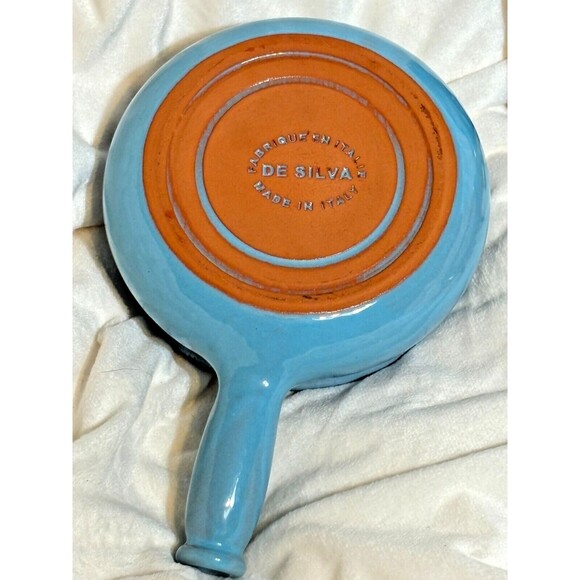 De Silva Terracotta Lt Blue Soup Bowl with handle and lid, never used 6.5x5.5" - Picture 9 of 16